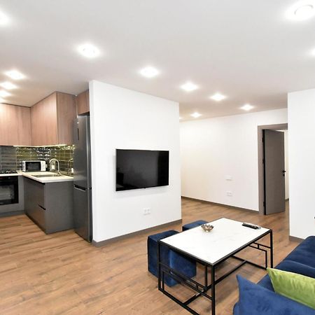 Beautiful Apartment Near The Republic Square Erevan Esterno foto