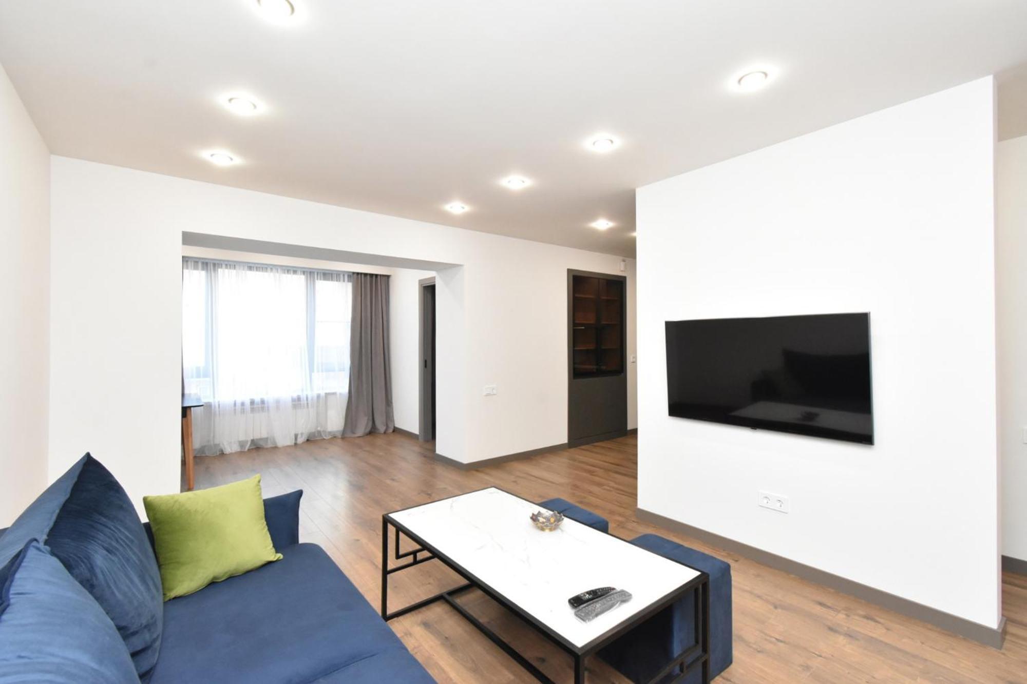 Beautiful Apartment Near The Republic Square Erevan Esterno foto